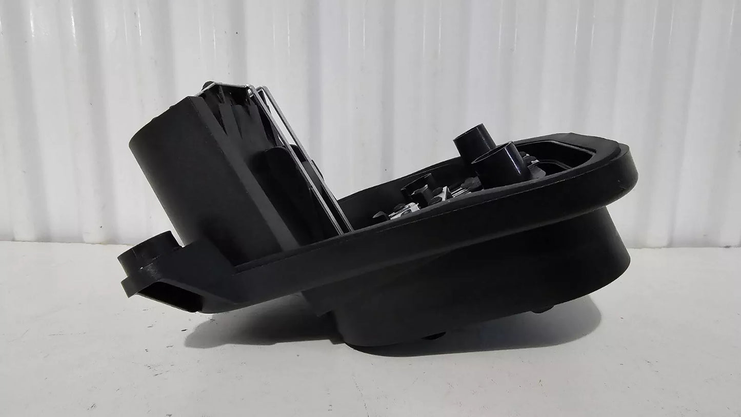 NEW GENUINE 2012-2017 VW TIGUAN – LEFT PASSENGER SIDE REAR OUTER BULB HOLDER 5N0945257D