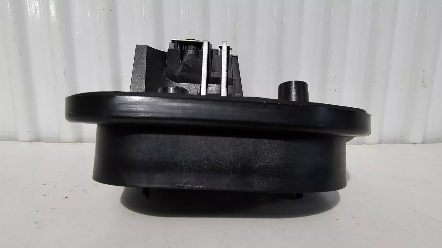 NEW GENUINE 2012-2017 VW TIGUAN – LEFT PASSENGER SIDE REAR OUTER BULB HOLDER 5N0945257D