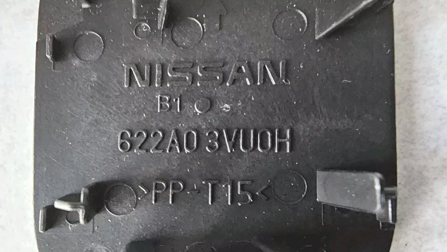 NEW GENUINE 2013-2017 NISSAN NOTE E12E - FRONT BUMPER TOW EYE COVER UNIT 622A03VU0H
