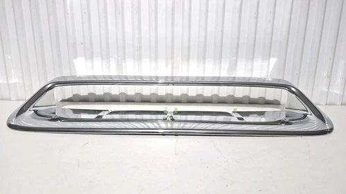 NEW GENUINE 2011-2015 TOYOTA HILUX - AIR INTAKE CHROME BEZEL SURROUND UNIT PZ0490K015