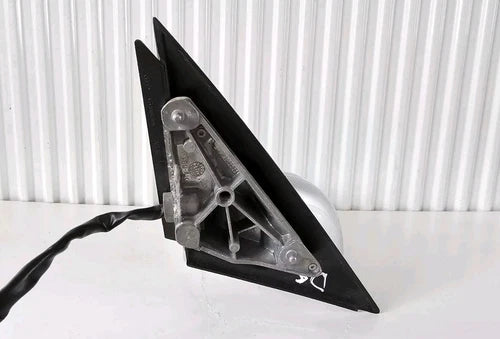 GENUINE2008-2012 AUDI A3 8P - RIGHT SIDE DRIVER SIDE SILVER ELECTRIC WING MIRROR LX7W