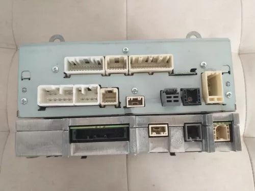 GENUINE 2009-2014 TOYOTA AVENSIS T27 - CD STEREO RADIO SAT NAV HEAD UNIT 86140-05180