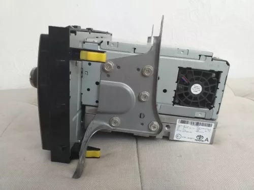 GENUINE 2009 - 2014 TOYOTA AVENSIS T27 - CD STEREO RADIO SAT NAV HEAD UNIT 86140-05010