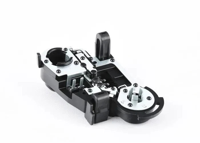 NEW 2011-2015 BMW 3 SERIES - LEFT PASSENGER SIDE REAR INNER LIGHT BULB HOLDER