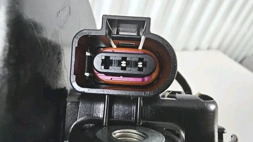 NEW 2003-2019  VW TRANSPORTER T5 - LEFT SIDE REAR SLIDING DOOR ROTARY LOCK CATCH UNIT